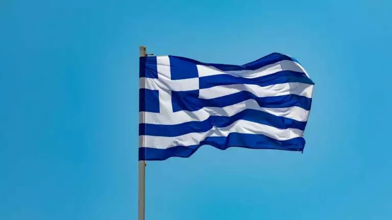 Ελληνική σημαία 768x432.webp